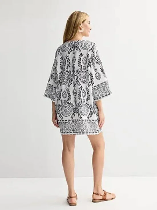 XIIX Graphic Trailing Leaf Kaftan – One Size – NWT - Picture 2 of 14